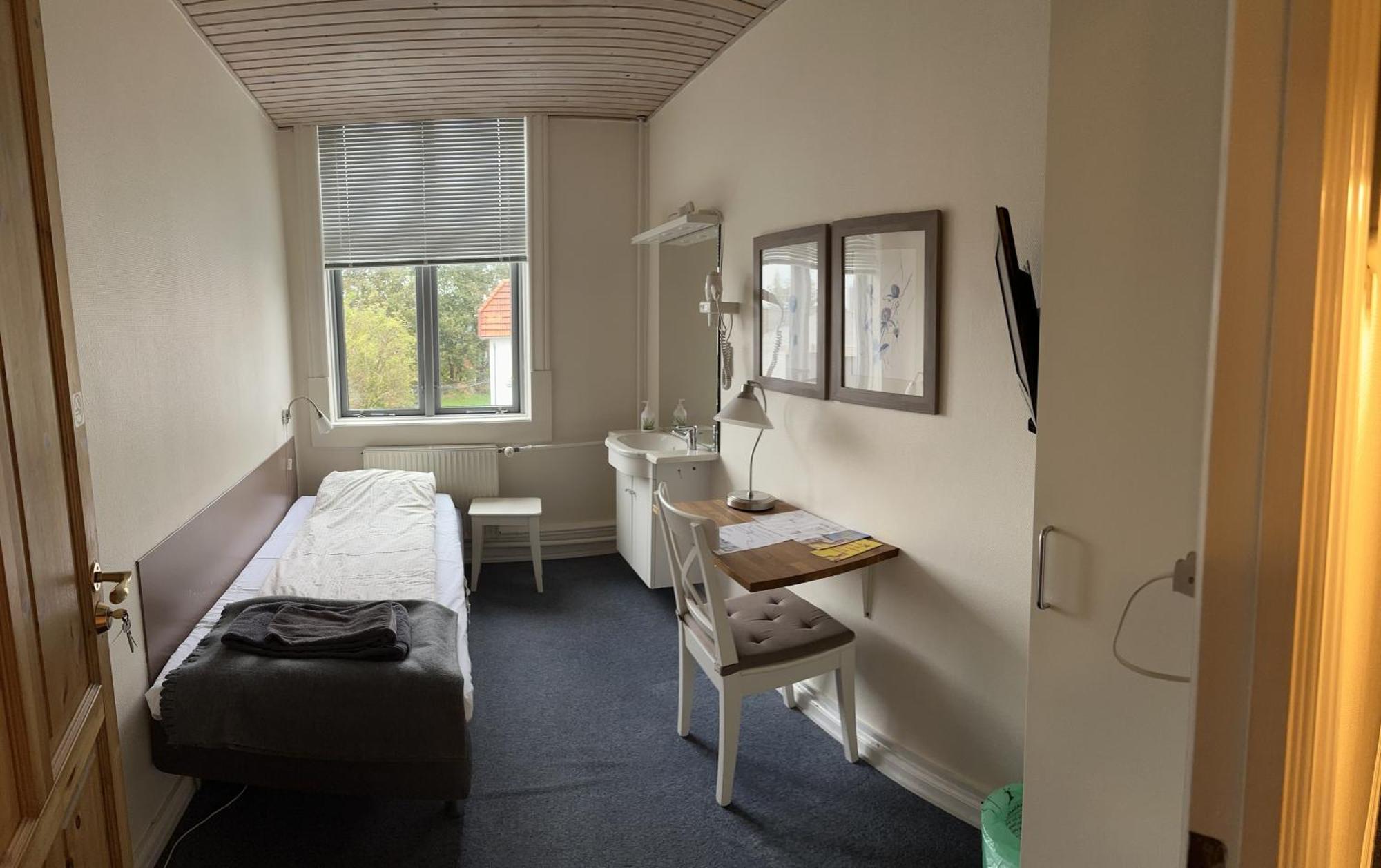 Hotel Crone Ґрено Екстер'єр фото