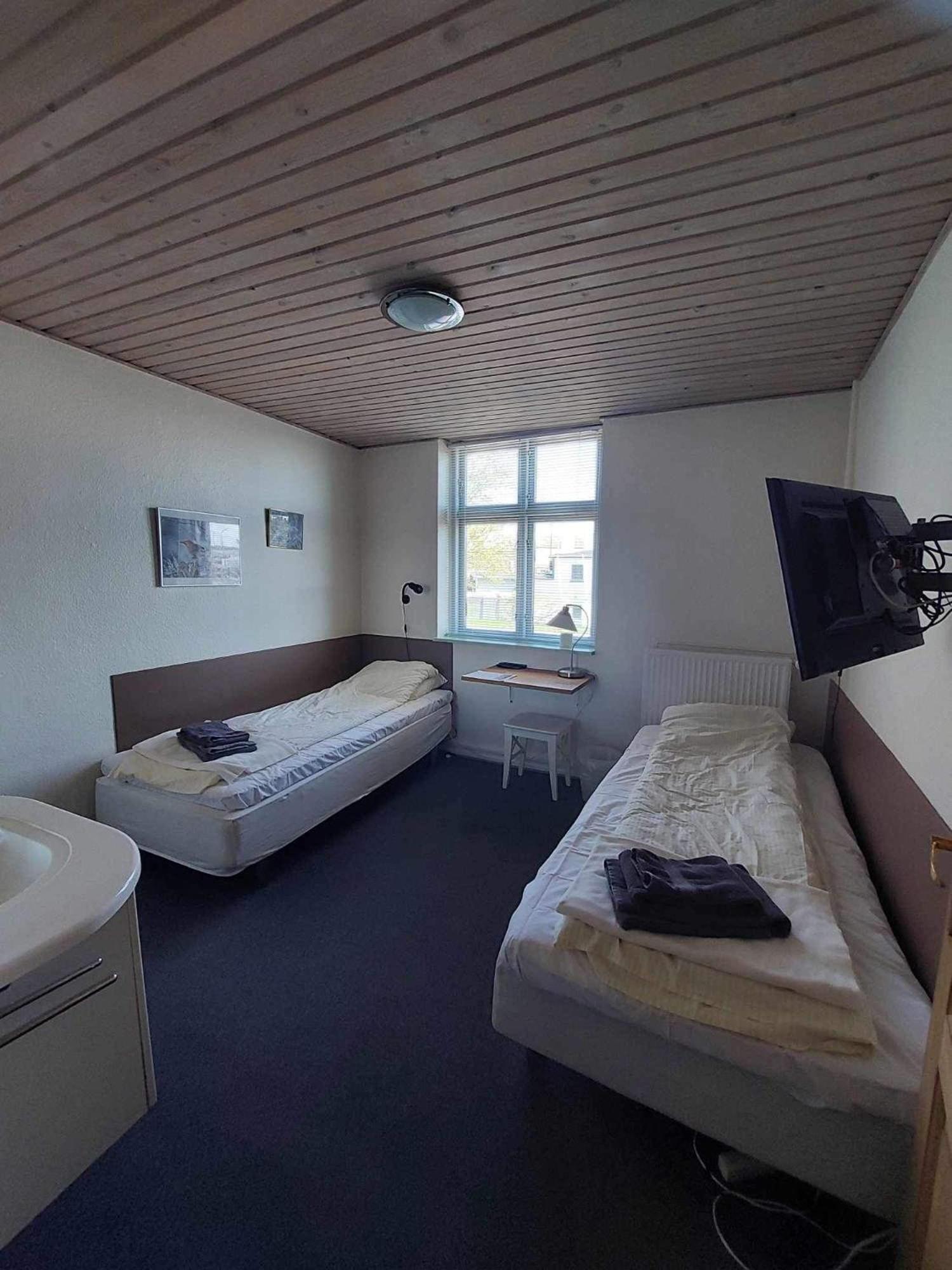 Hotel Crone Ґрено Екстер'єр фото