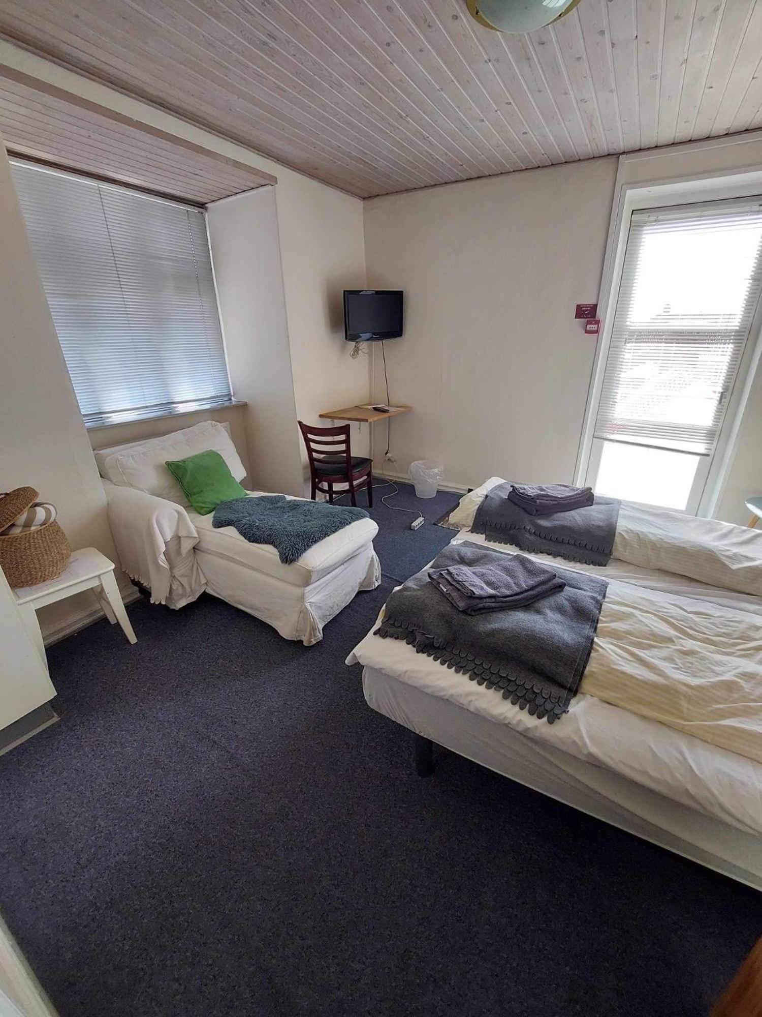 Hotel Crone Ґрено Екстер'єр фото