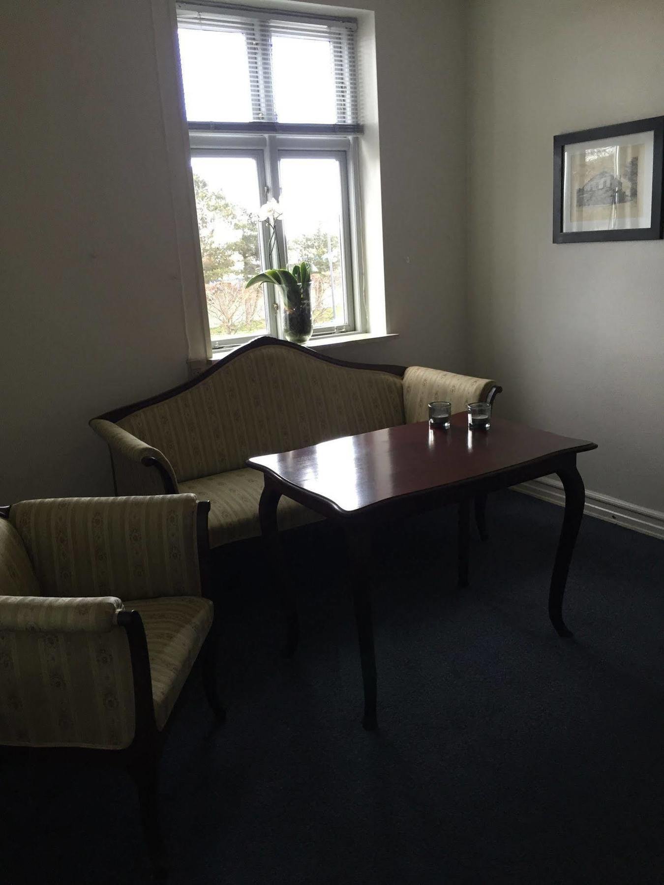 Hotel Crone Ґрено Екстер'єр фото